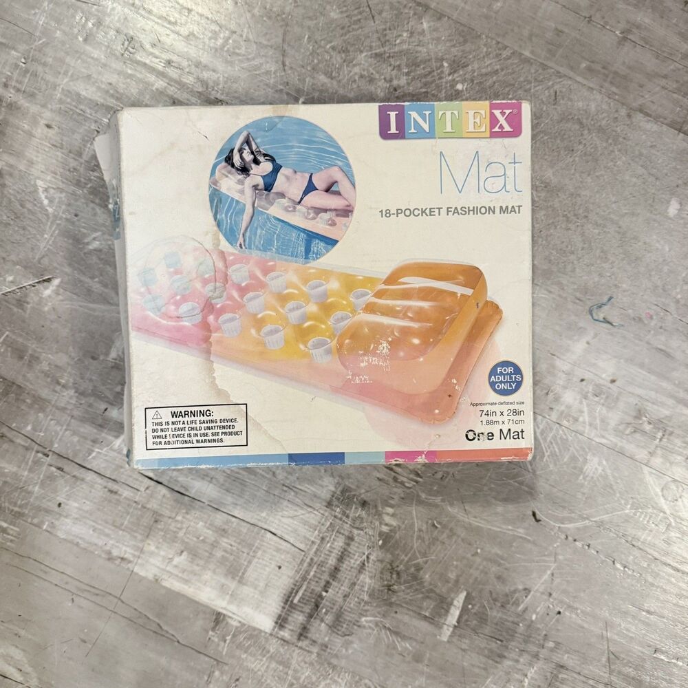 Intex Vintage Mat 18 Pocket Suntanner Mat 74in x 28 New/Damaged Box